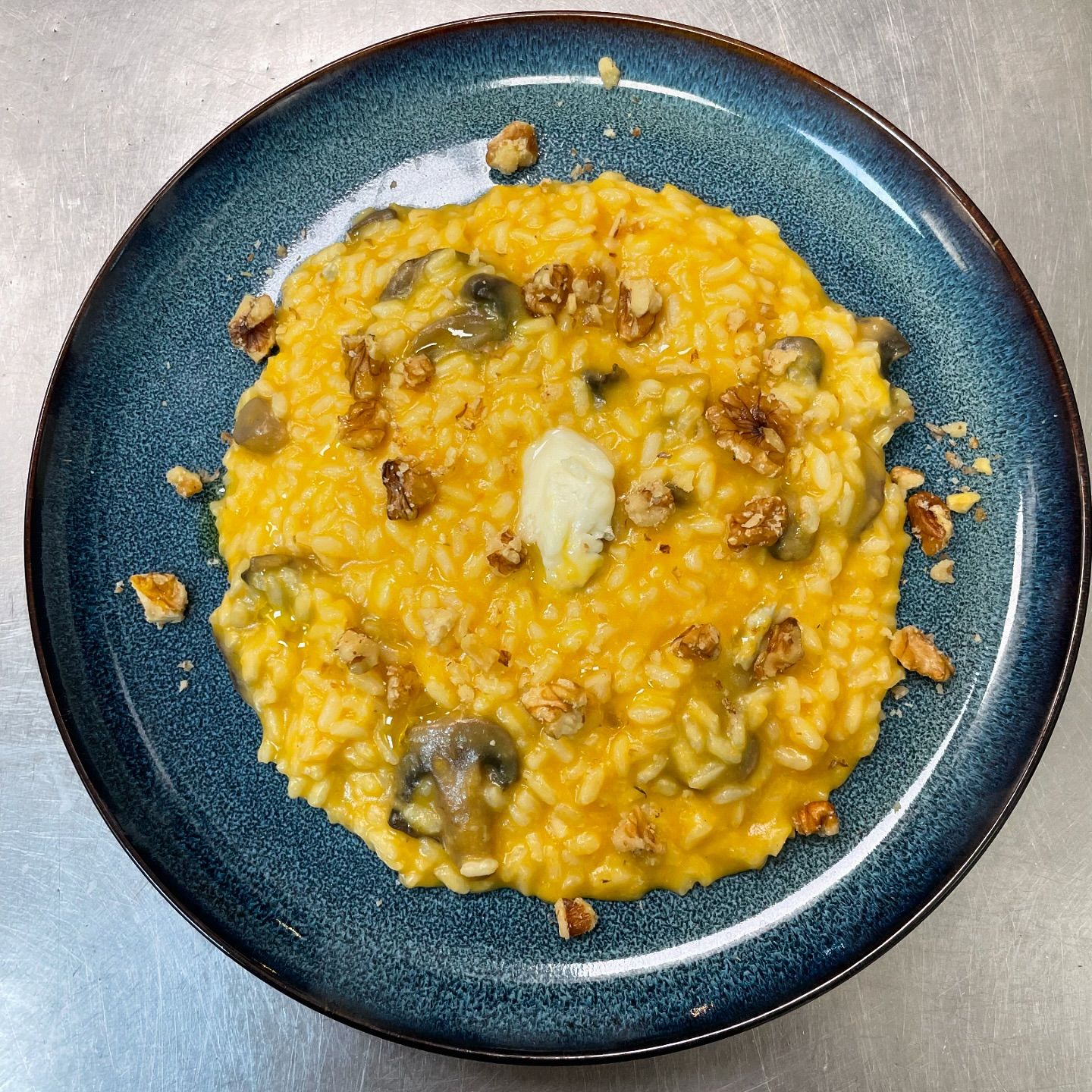 Risotto zucca funghi gorgonzola noci